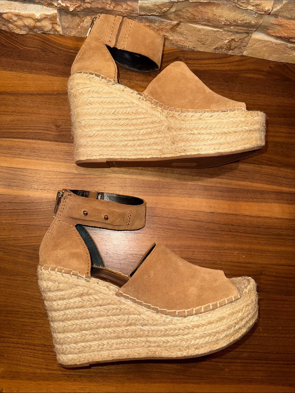 Dulce Vita womens brown